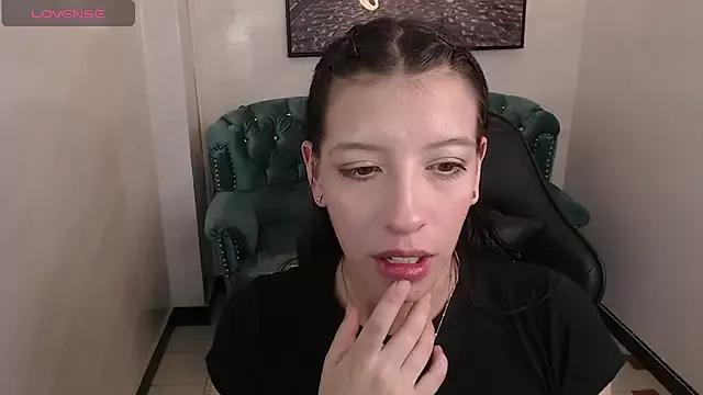 _lucy_v from StripChat is Freechat