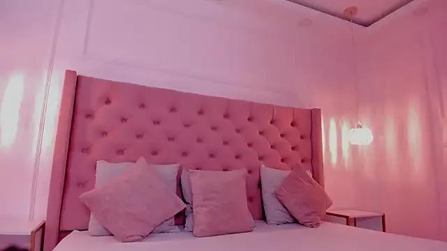 ailen_roberts from StripChat is Freechat