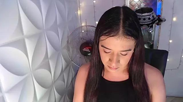 alana_kiss on StripChat 