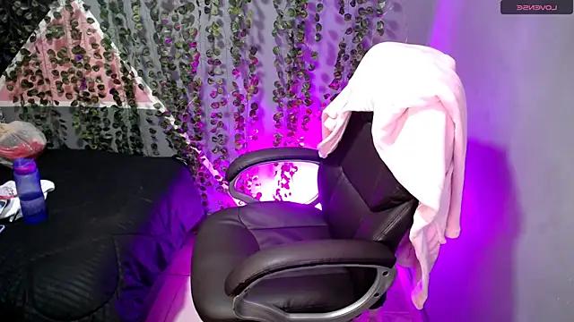 Kooky beauty: discover our turned on strippers as they undress to their adored melodies and slowly orgasm for pleasure to appease your kookiest wishes.