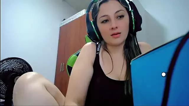 allisonbby from StripChat