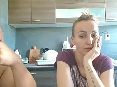 Aly-john1985 from StripChat is Freechat
