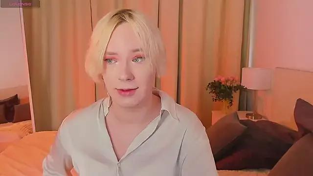 Amanda_Brow from StripChat is Freechat