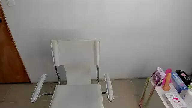 amber_martinez from StripChat is Freechat