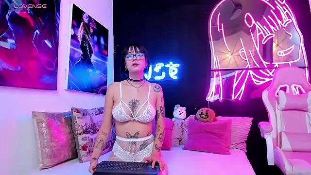 Kooky beauty: discover our turned on strippers as they undress to their adored melodies and slowly orgasm for pleasure to appease your kookiest wishes.