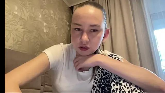 ameliashine5 from StripChat is Freechat