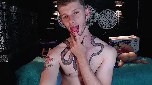 Photos of andrewxbi from StripChat is Freechat