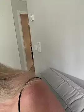 Anna_Alexa from StripChat is Freechat