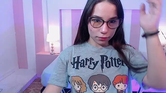 AnneCox9 from StripChat