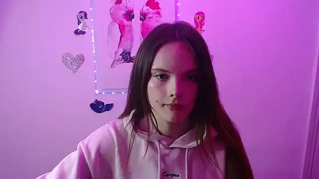 Ariella_ari from StripChat is Freechat