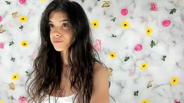 BabyAylin from StripChat