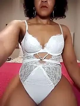 BabySweetDee from StripChat
