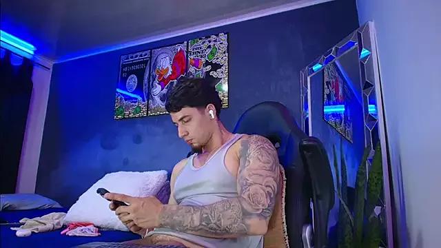 CamiloAlvarezz3 from StripChat is Freechat