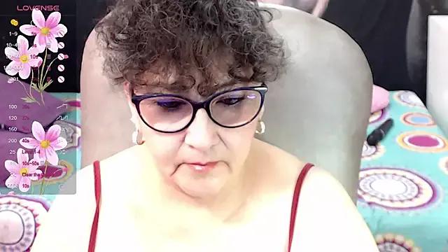 cataleya_mom from StripChat
