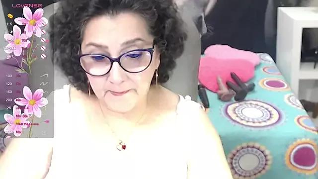 cataleya_mom from StripChat