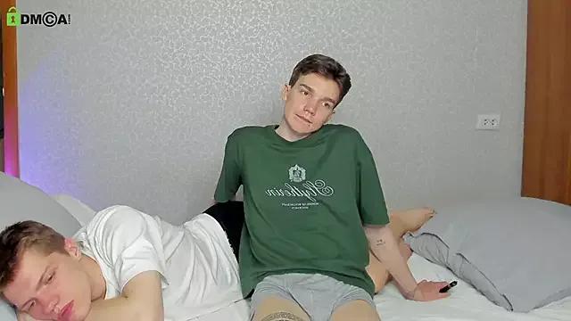 caties_cutes from StripChat is Freechat