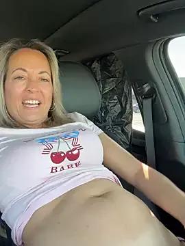 Photos of Cherry-red-xo from StripChat is Freechat