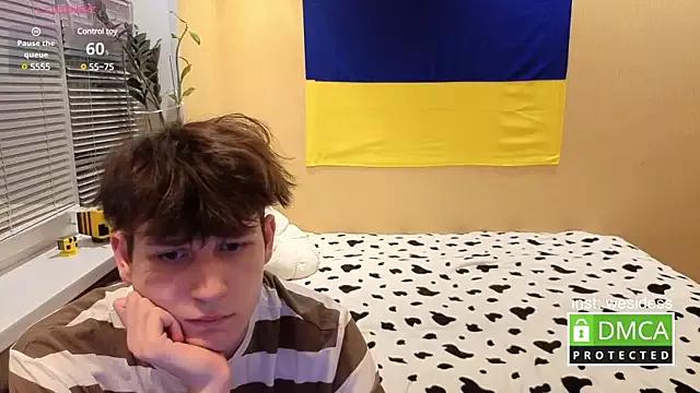 cutie_guys from StripChat is Freechat