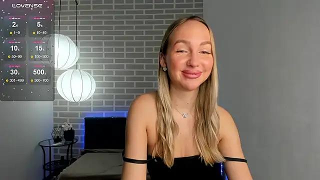 DanaCuttie from StripChat