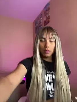 Photos of DanArant from StripChat is Freechat