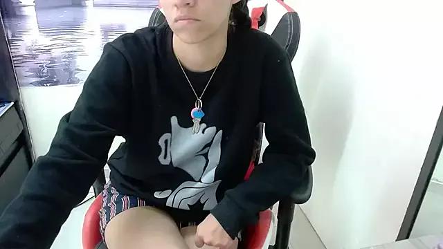 daniela_rivasth from StripChat is Freechat