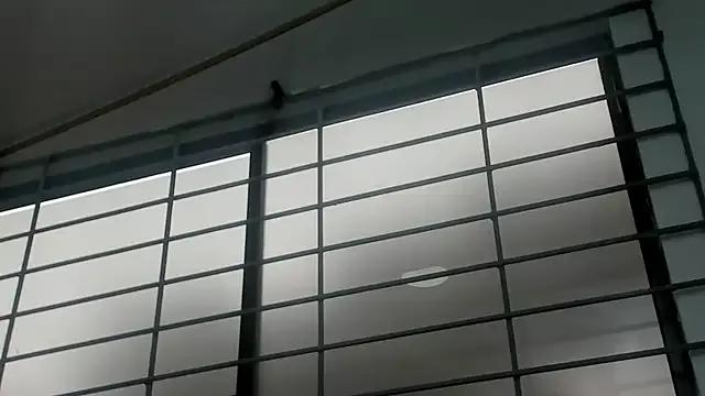 EbonyHorrny from StripChat is Freechat
