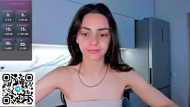 EmiliaZen from StripChat is Freechat