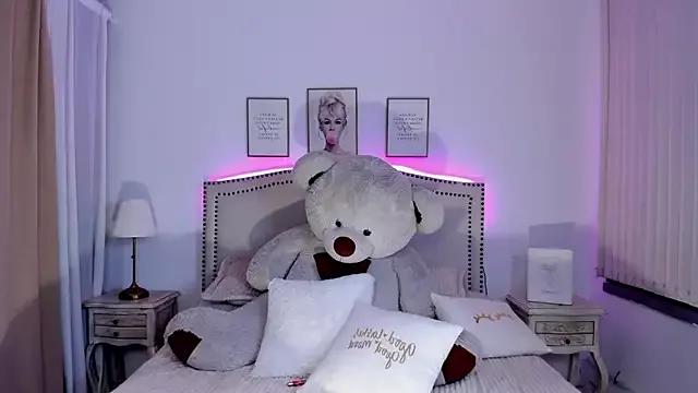 Kooky beauty: discover our turned on strippers as they undress to their adored melodies and slowly orgasm for pleasure to appease your kookiest wishes.