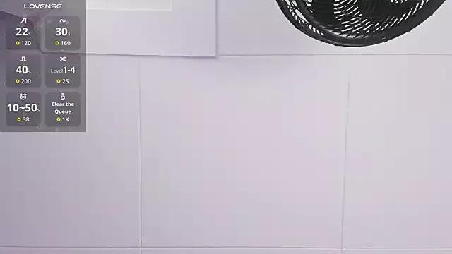 emily_jk from StripChat is Freechat