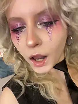 Kooky beauty: discover our turned on strippers as they undress to their adored melodies and slowly orgasm for pleasure to appease your kookiest wishes.