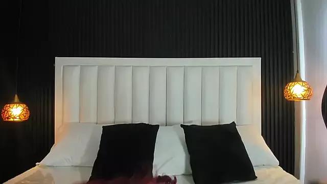 EmilyTolson from StripChat is Freechat