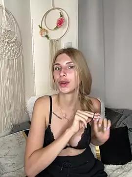 Photos of emma05 from StripChat is Freechat