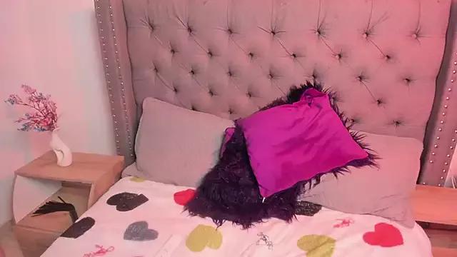 Kooky beauty: discover our turned on strippers as they undress to their adored melodies and slowly orgasm for pleasure to appease your kookiest wishes.