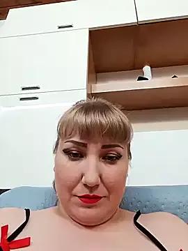 EmmaQueen4 from StripChat is Freechat