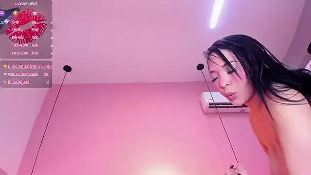 Eva_Grace_ from StripChat is Freechat