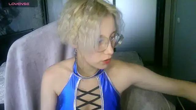 Kooky beauty: discover our turned on strippers as they undress to their adored melodies and slowly orgasm for pleasure to appease your kookiest wishes.