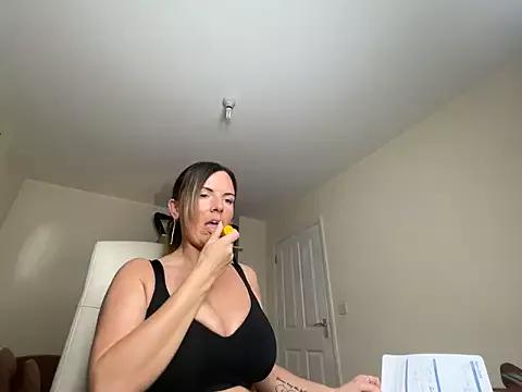 GoddessAlexi1 from StripChat