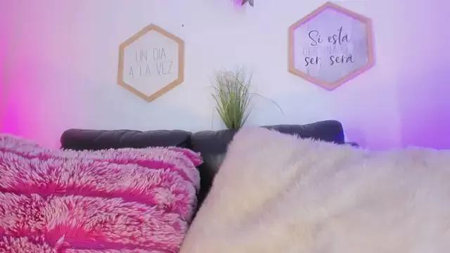 Hadid_Jimenez_ from StripChat is Freechat