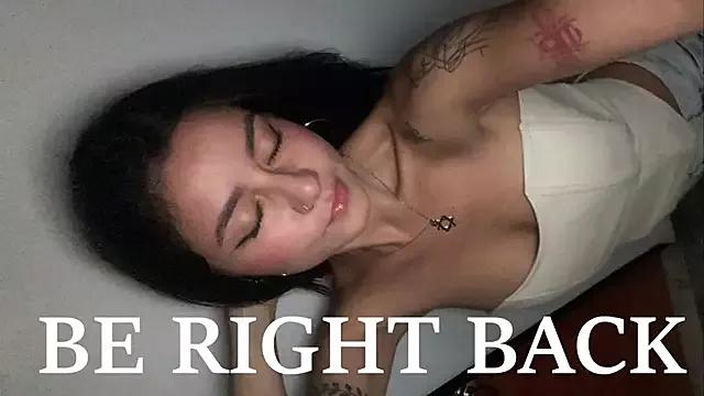 Hannah_Barker from StripChat