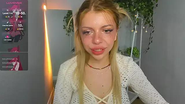 Hannah_Carr from StripChat is Freechat