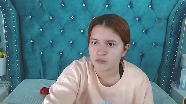 Photos of HannaYouthFuII from StripChat is Freechat