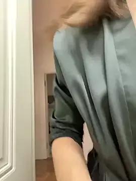 HotyWinter from StripChat is Freechat