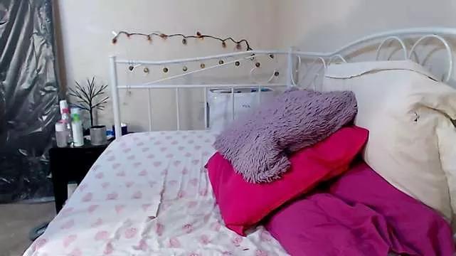 JennyCoquine on StripChat 