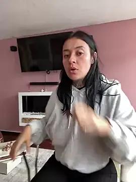 JudithMora_Pink from StripChat is Freechat