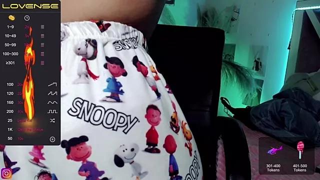 Katanei on StripChat 
