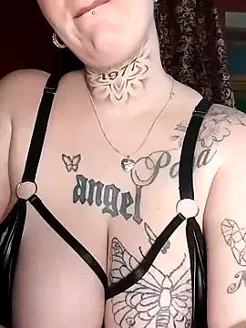 Kathy-Deluxe from StripChat is Freechat