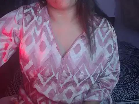 Kavya_queen from StripChat is Freechat