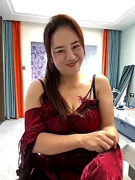 Photos of Kayla-love from StripChat is Freechat