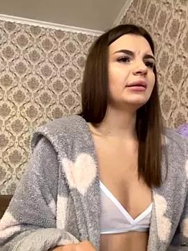 Kiss_Emilia from StripChat