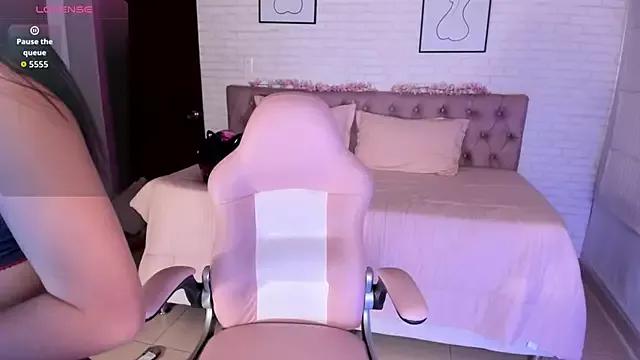 Kitty_Pam from StripChat is Freechat
